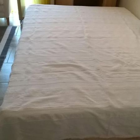 Toll Apartment Mit Privatem Eingang Free Parking Slbst Check-In Netflix 30 Zone Ruhig Duisburg Exterior foto